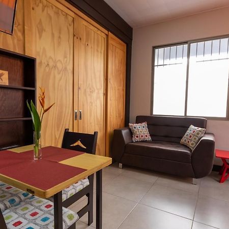 Apartamentos Equipados Rya Del Volcan La Fortuna Екстериор снимка