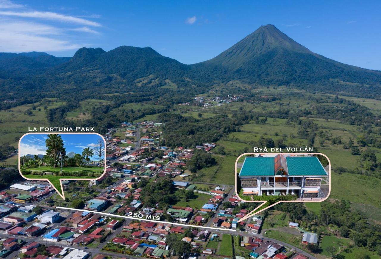 Apartamentos Equipados Rya Del Volcan La Fortuna Екстериор снимка