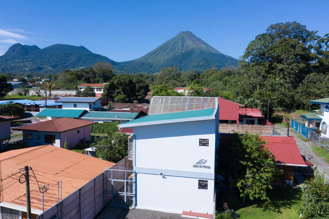 Apartamentos Equipados Rya Del Volcan La Fortuna Екстериор снимка